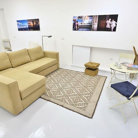 Izzhome Loft 84 Кальярі Екстер'єр фото