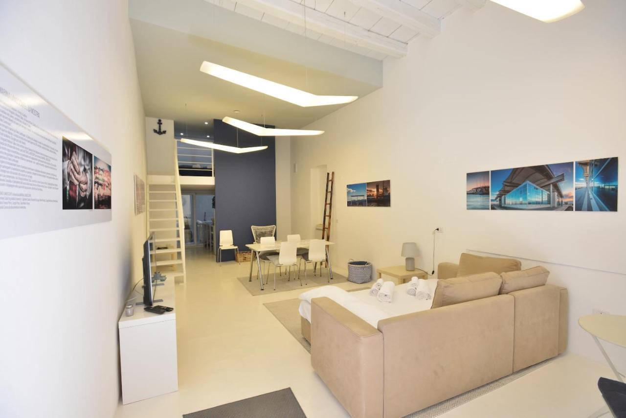 Izzhome Loft 84 Кальярі Екстер'єр фото