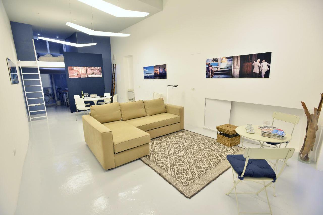 Izzhome Loft 84 Кальярі Екстер'єр фото